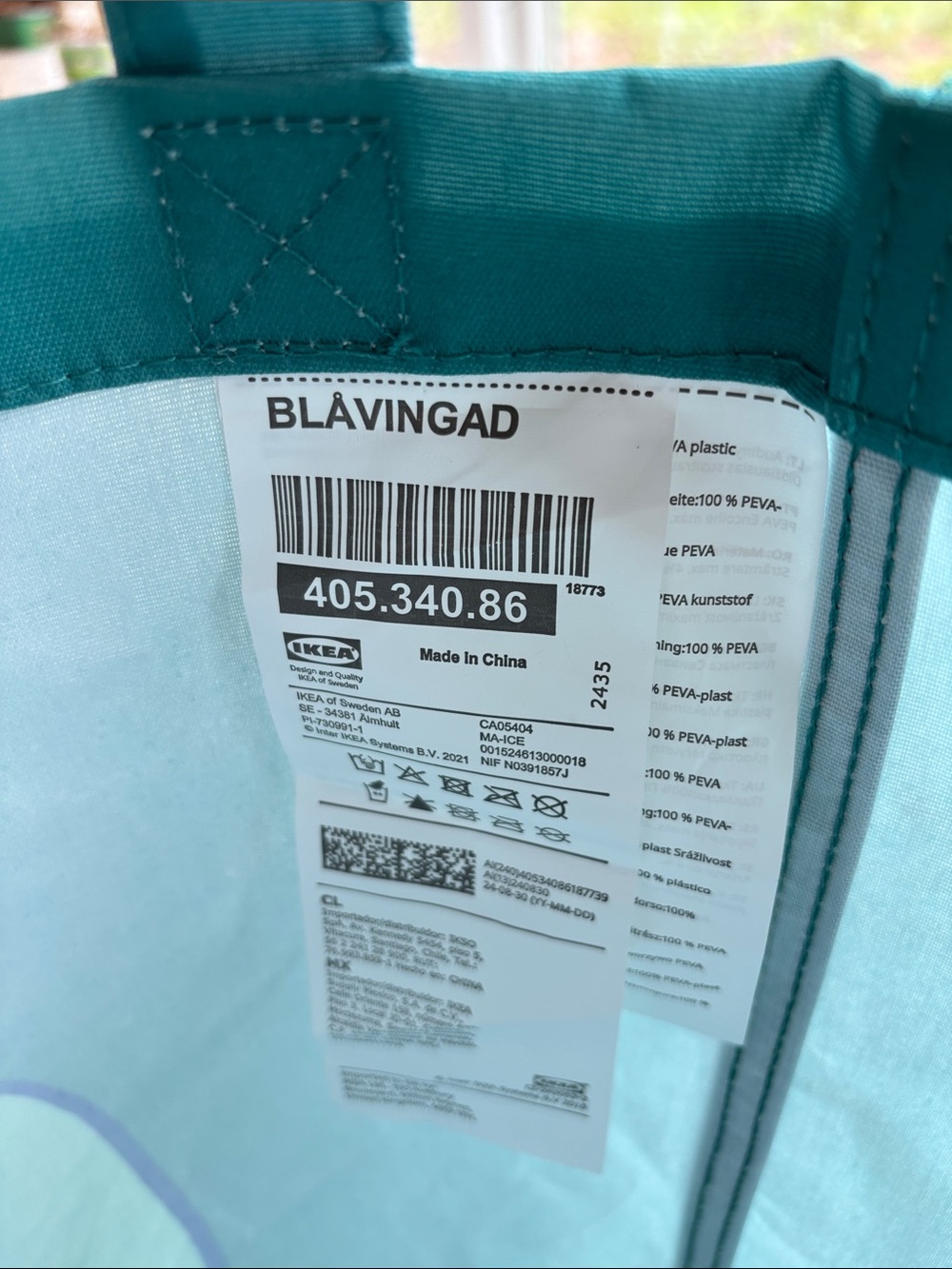 IKEA Whale and Turtle Teal and Light Blue Recycled Storage Bag BLÅVINGAD - Picture 2 of 7